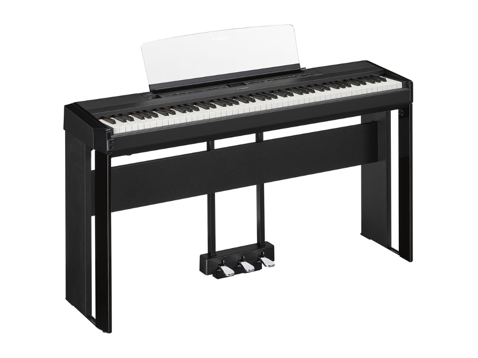 Cận cảnh YAMAHA P-525 BK tại Piano House